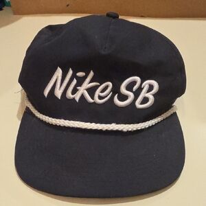 Nike SB Black Cap Rope Hat